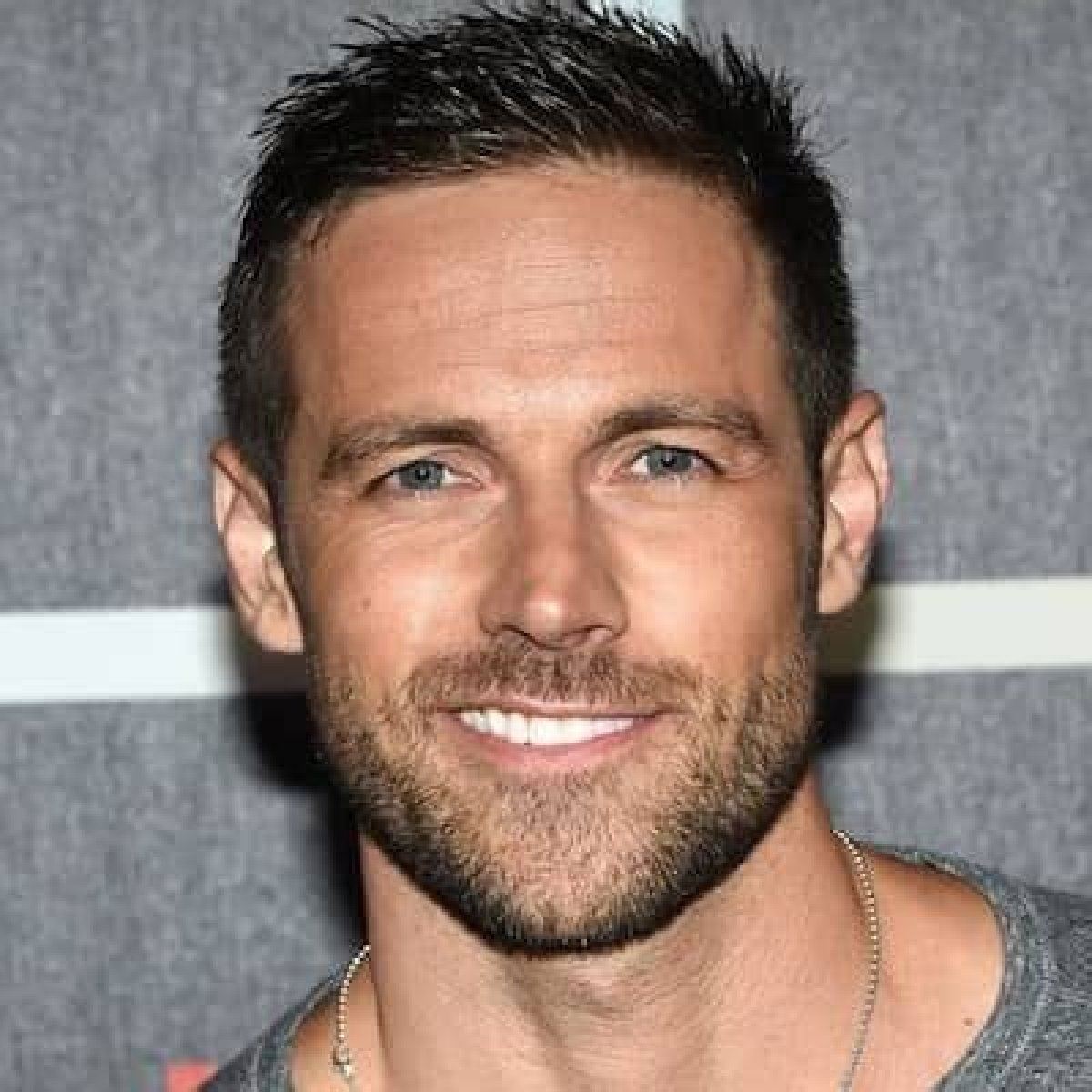 Dylan Bruce - Ethnicity, Bio, Career, Age, Net Worth, Height, Facts