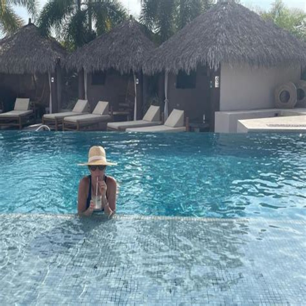 Erin Andrews Loves the Beach! See Sportscaster and Former ‘DWTS’ Cohost’s Best Bikini Pictures