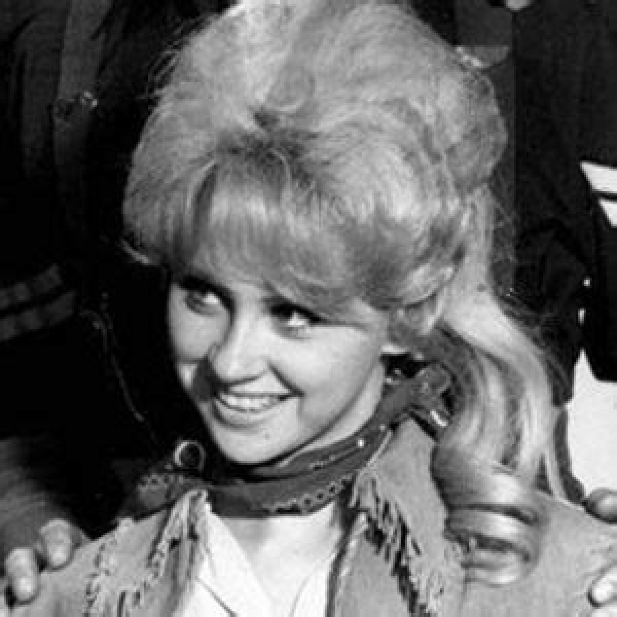 Melody Patterson (TV Actress) - Age, Birthday, Bio, Facts, Family, Net Worth, Height & More