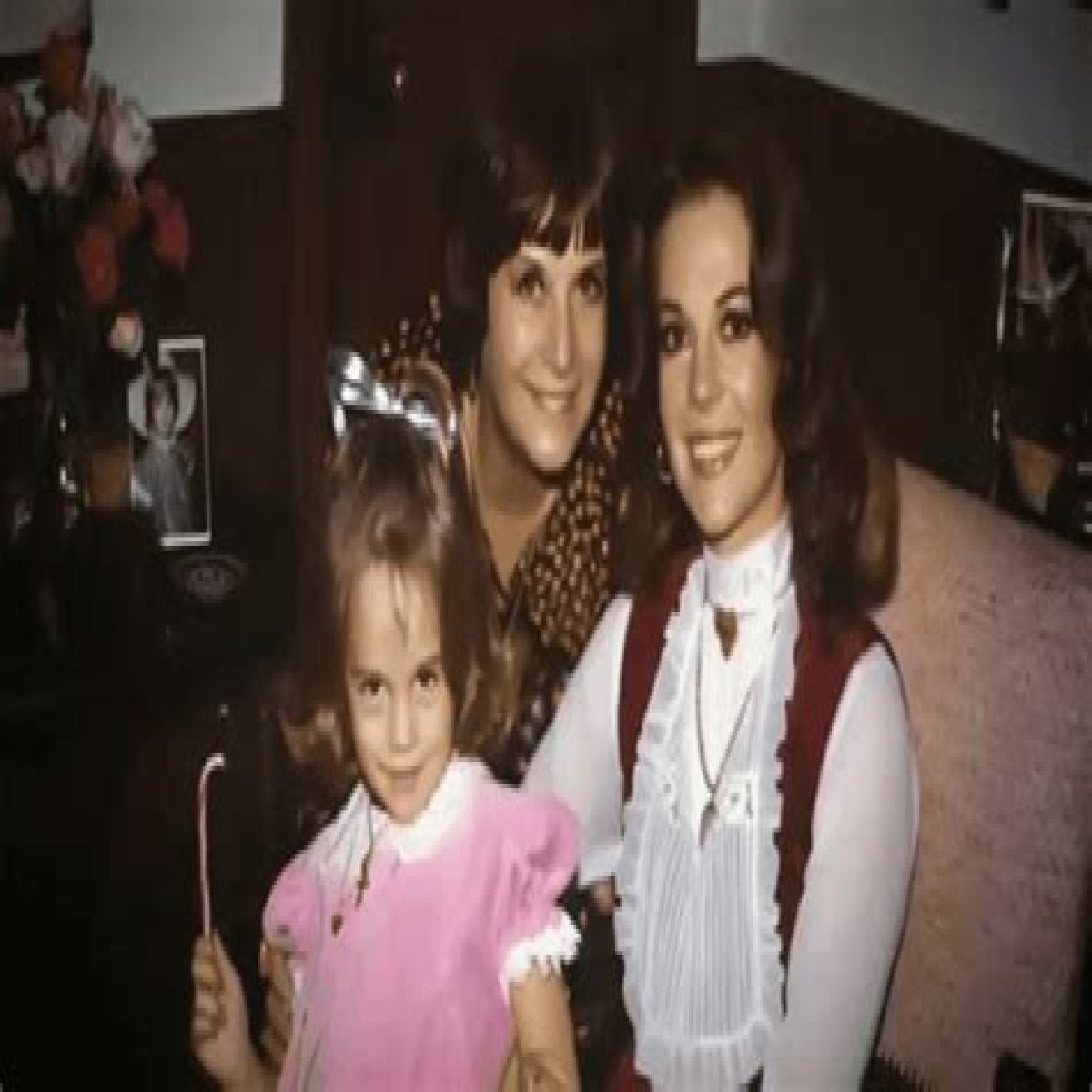 'Natalie Wood: What Remains Behind': Actress was 4 when her 'narcissistic' mother pushed her into Hollywood