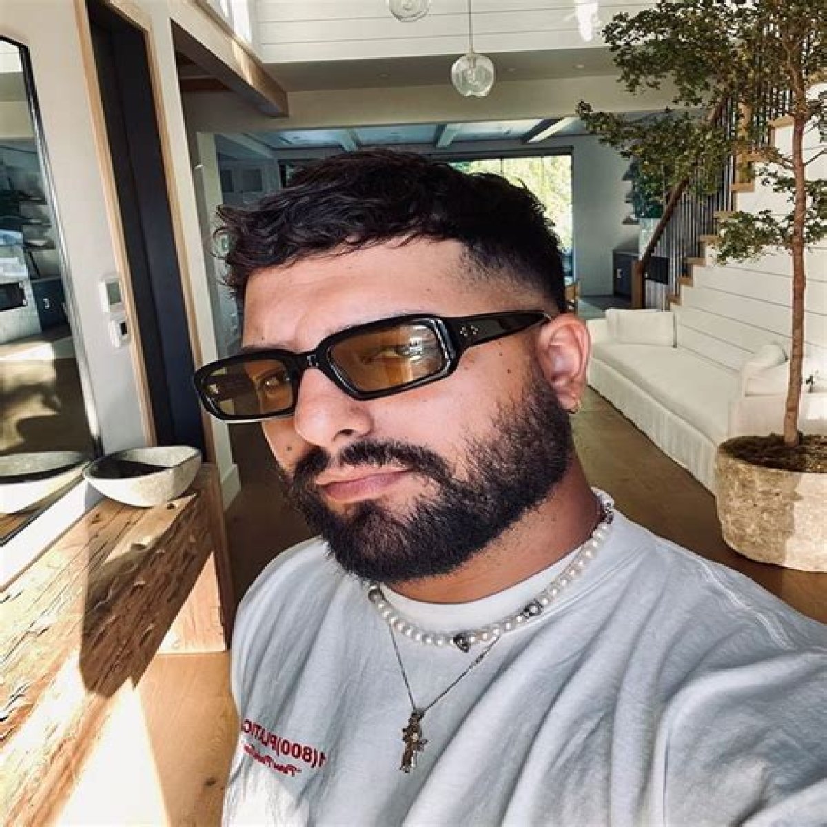 Sebastian Robles (Instagram Star) - Age, Birthday, Bio, Facts, Family, Net Worth, Height & More