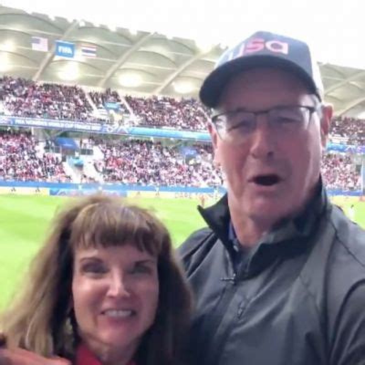 Who Are Lindsey Horan Parents? Meet Mark Horan And Linda Horan: Family And Religion